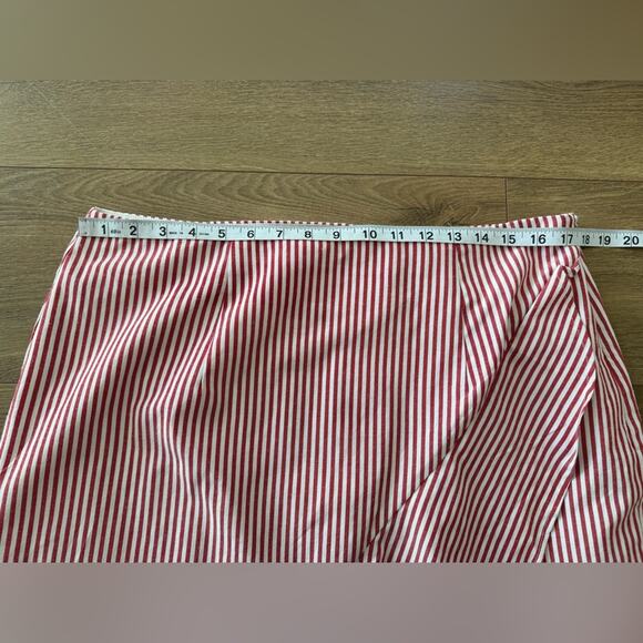 WAYF Naples Ruffled Red And White Striped Faux-Wrap Skirt Size XL - Picture 7 of 10